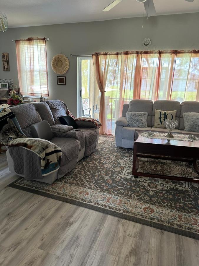 Quiet Room In A Family Home Lehigh Acres Exterior foto