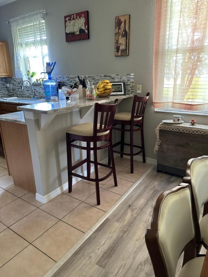 Quiet Room In A Family Home Lehigh Acres Exterior foto